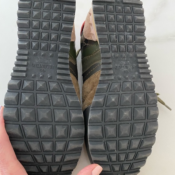 Valentino Rockrunner camo sneakers - Picture 6 of 6